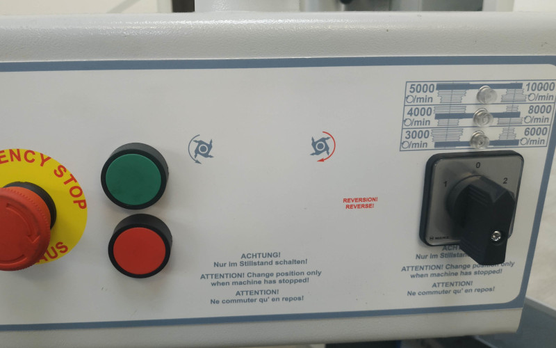Spodní frézka NIKMANN T1002 - ovladací panel